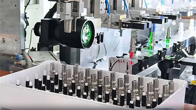 Máquina de inspección visual para piezas de automóviles